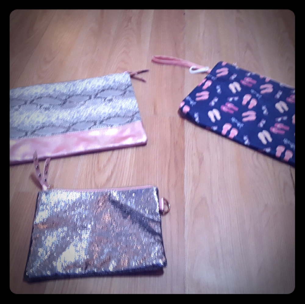 3 makeup bags